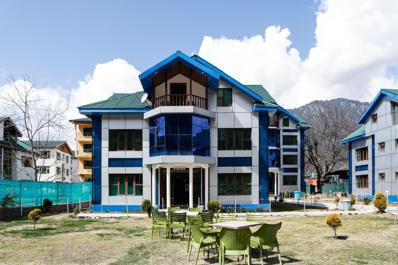 Pahalgam Retreat Hotel ภายนอก รูปภาพ