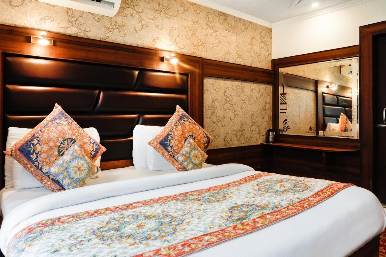Pahalgam Retreat Hotel ภายนอก รูปภาพ