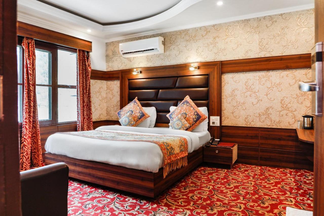 Pahalgam Retreat Hotel ภายนอก รูปภาพ